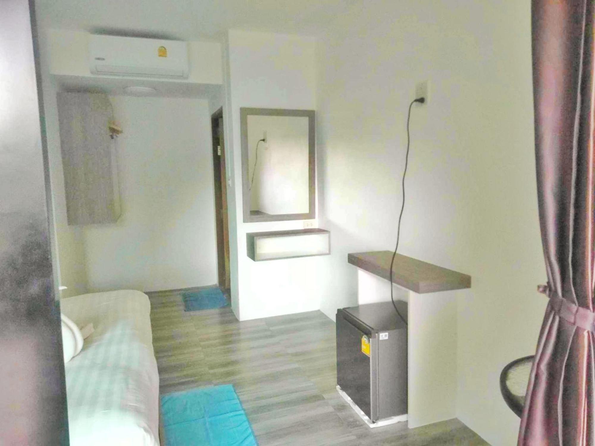 Phurin Thara Resort Ко-Ланта Екстер'єр фото