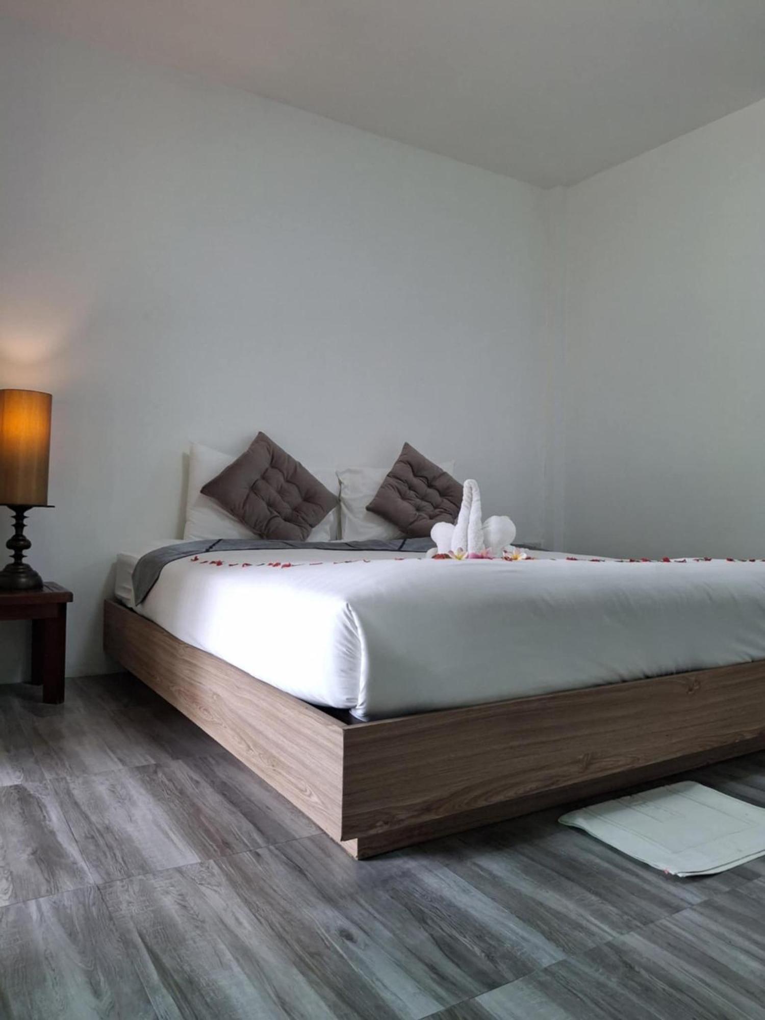 Phurin Thara Resort Ко-Ланта Екстер'єр фото